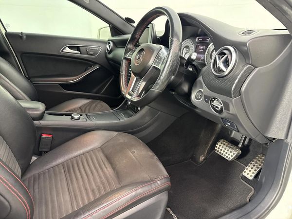 2014-Mercedes-Benz-A-Class-A-180-CDI-BE-AMG-Sport-Auto image:9
