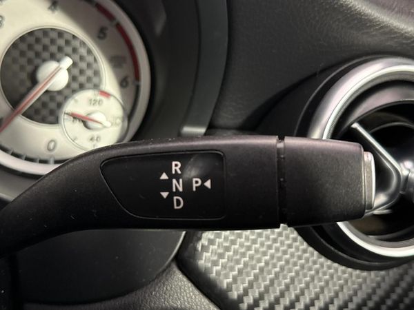2014-Mercedes-Benz-A-Class-A-180-CDI-BE-AMG-Sport-Auto image:10