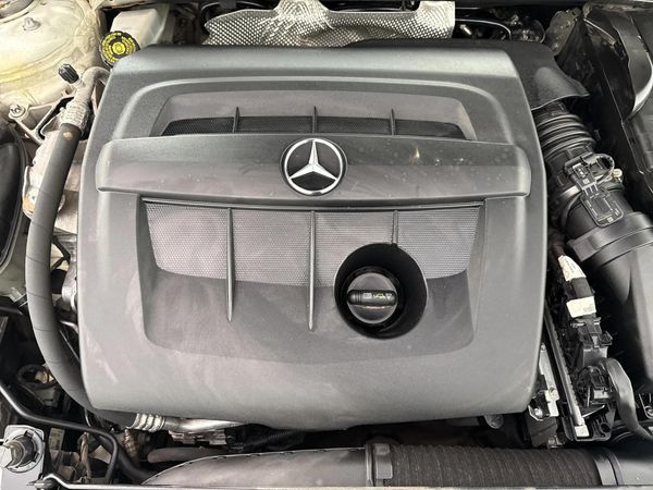 2014-Mercedes-Benz-A-Class-A-180-CDI-BE-AMG-Sport-Auto image:12