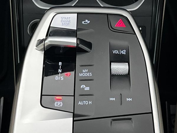 2022-BMW-X1-sDrive18i-M-Sport image:10
