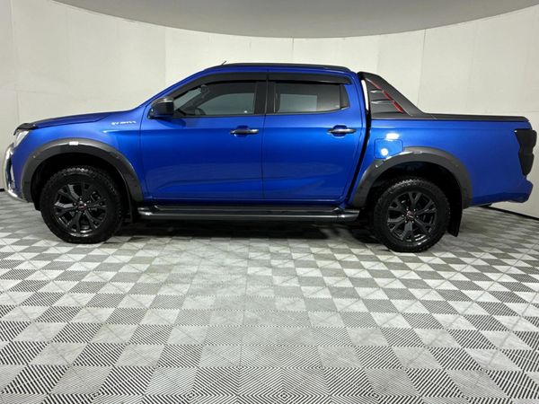 2022-Isuzu-D-Max-30-DDI-V-Cross-HR-Auto-Double-Cab image:19