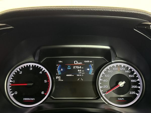 2022-Isuzu-D-Max-30-DDI-V-Cross-HR-Auto-Double-Cab image:2