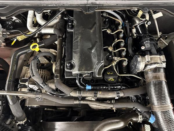 2020-Ford-Ranger-22-TDCi-XLS-Double-Cab image:12