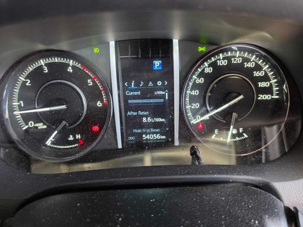 2024-Toyota-Fortuner-28-GD-6-RB-Auto image:9