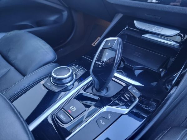 2021-BMW-X3-xDrive20d-M-Sport image:16