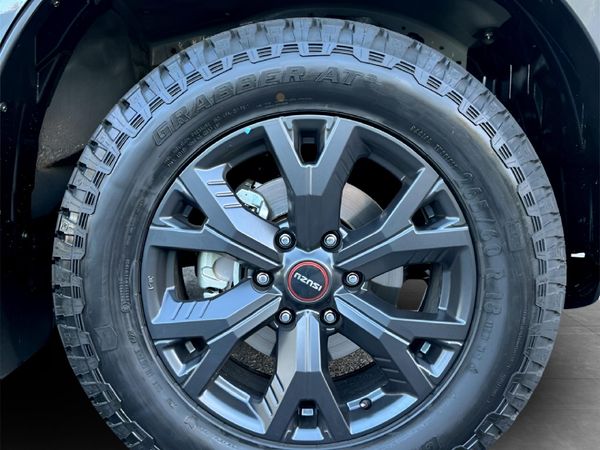 2026-Isuzu-D-Max-30-DDI-V-Cross-HR-Auto-Double-Cab image:9