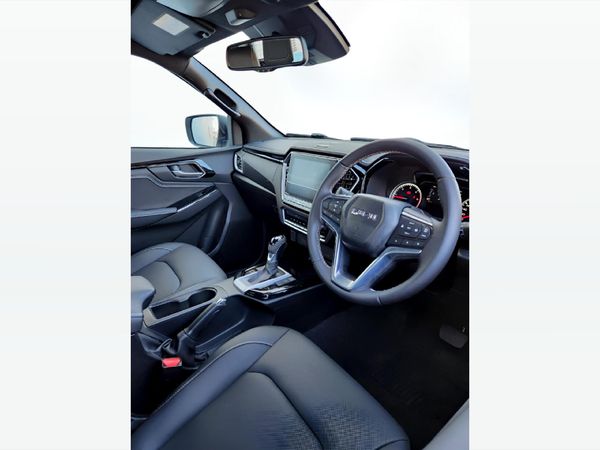2026-Isuzu-D-Max-30-DDI-V-Cross-HR-Auto-Double-Cab image:12