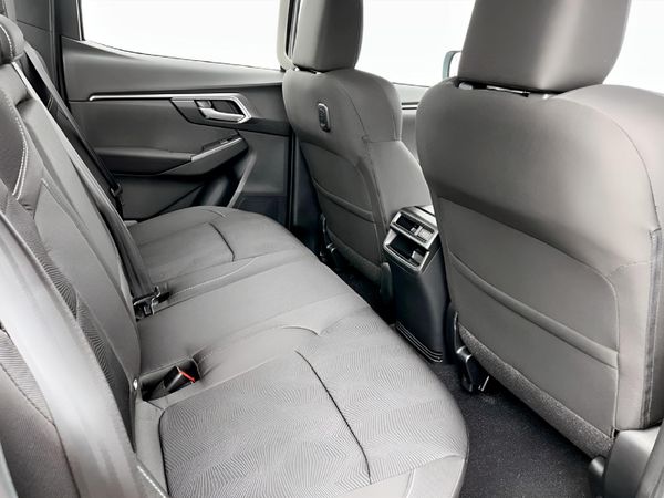 2026-Isuzu-D-Max-19-DDI-HR-LS-Auto-Double-Cab image:16