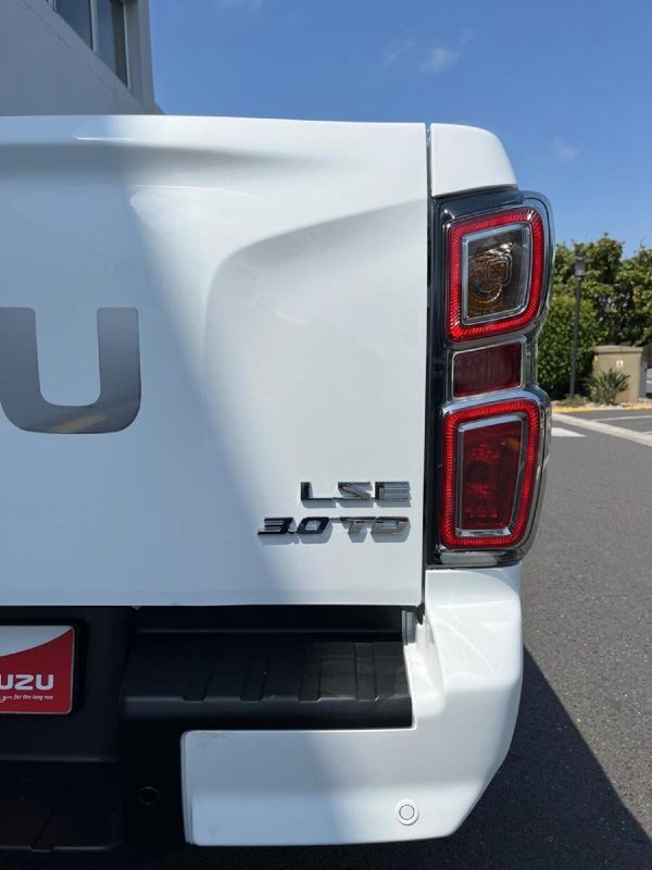2026-Isuzu-D-Max-30-DDI-LSE-Auto-Extended-Cab image:7