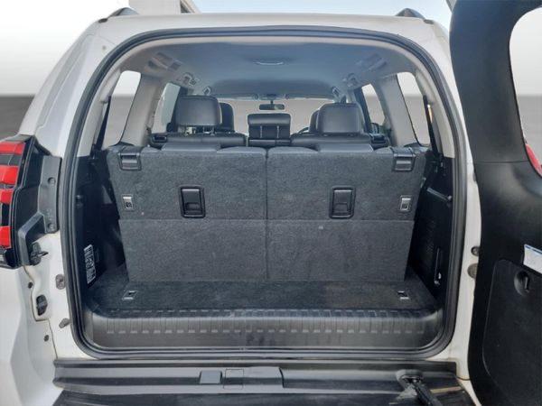 2021-Toyota-Land-Cruiser-Prado-28-GD-TX-Auto image:5