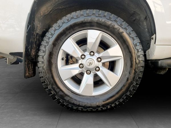 2021-Toyota-Land-Cruiser-Prado-28-GD-TX-Auto image:8