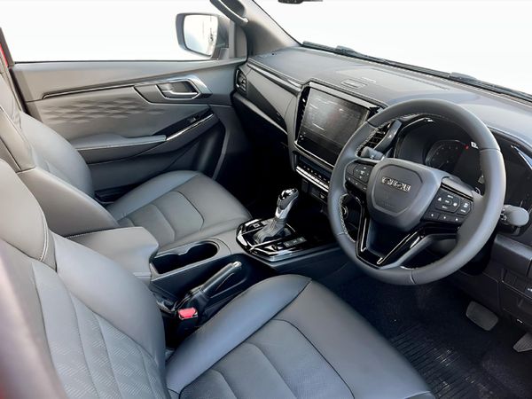2026-Isuzu-D-Max-30-DDI-V-Cross-4x4-Auto-Double-Cab image:13