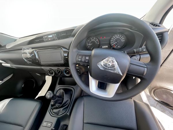 2026-Toyota-Hilux-24-GD-6-SR-4x4-Single-Cab image:11