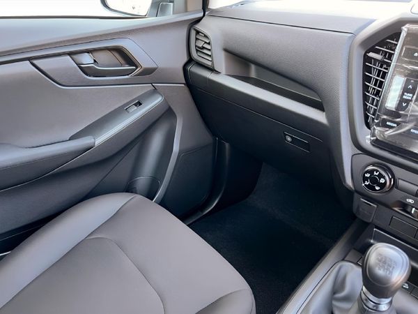2026-Isuzu-D-Max-19-DDI-HR-L-Single-Cab image:15