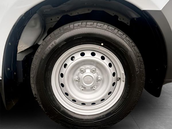 2026-Isuzu-D-Max-19-DDI-HR-Single-Cab image:9