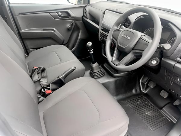 2026-Isuzu-D-Max-19-DDI-HR-Single-Cab image:11