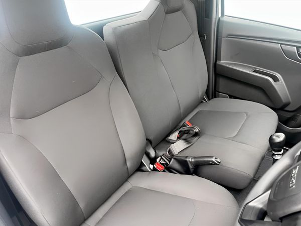 2026-Isuzu-D-Max-19-DDI-HR-Single-Cab image:12
