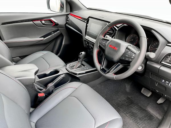 2026-Isuzu-D-Max-19-DDI-HR-X-Rider-Auto-Double-Cab image:9