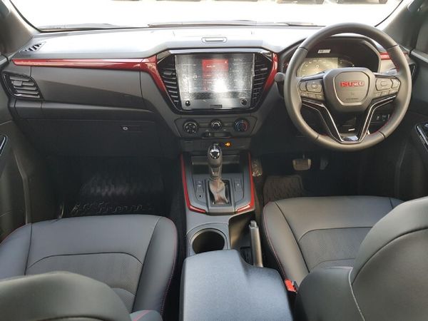 2026-Isuzu-D-Max-19-DDI-HR-X-Rider-Auto-Double-Cab image:6
