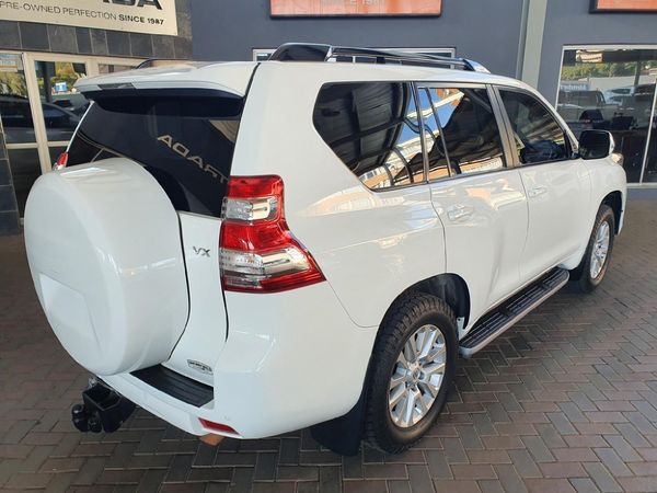 2017-Toyota-Land-Cruiser-Prado-30-TDI-VX-Auto image:2