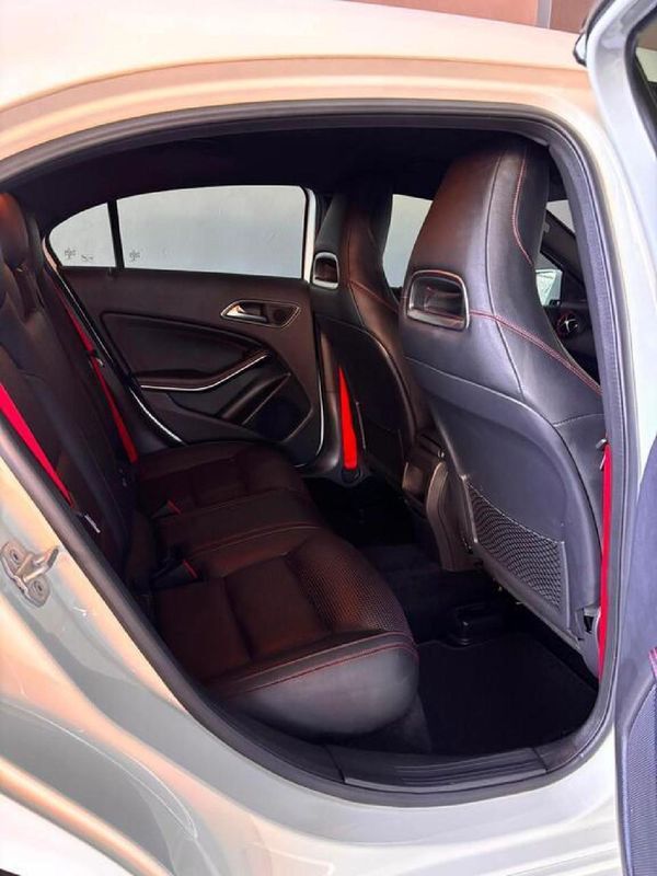 2014-Mercedes-Benz-A-Class-A-250-Sport-Auto image:9