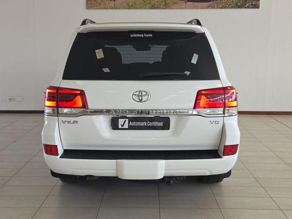 2020-Toyota-Land-Cruiser-200-LC200-45D-V8-VX-R-Black image:3