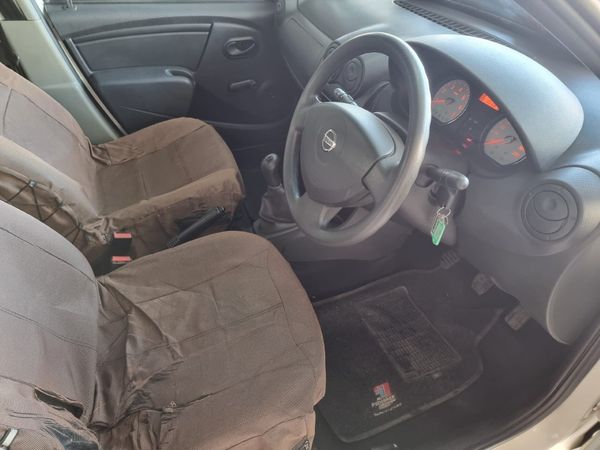 2021-Nissan-NP200-16-AC-Safety-Pack image:7