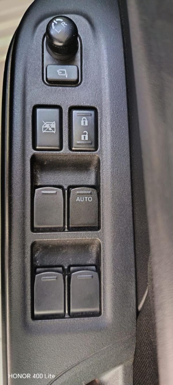 2023-Renault-Duster-15-dCi-Zen-EDC image:13
