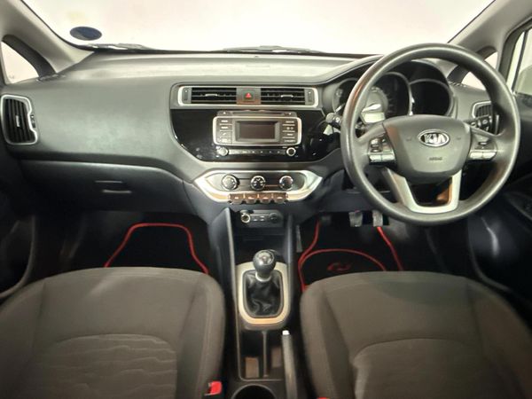 2015-Kia-Rio-12-5-dr image:1