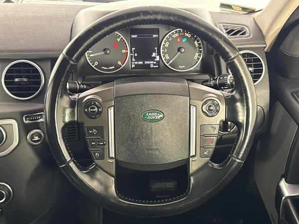 2012-Land-Rover-Discovery-4-30-TD-SD-V6-SE image:12