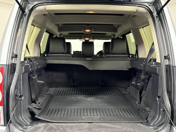 2012-Land-Rover-Discovery-4-30-TD-SD-V6-SE image:14