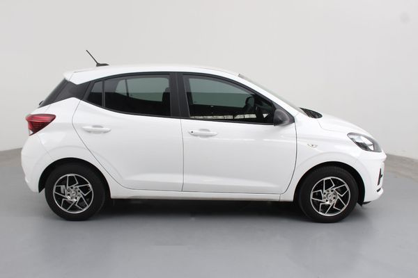 2024-Hyundai-Grand-i10-10-Motion image:9