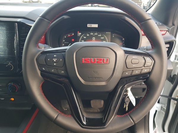 2026-Isuzu-D-Max-19-DDI-HR-X-Rider-Auto-Double-Cab image:14