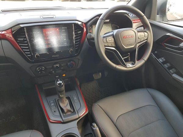 2026-Isuzu-D-Max-19-DDI-HR-X-Rider-Auto-Double-Cab image:8