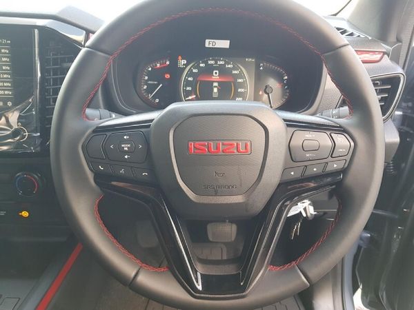 2026-Isuzu-D-Max-19-DDI-HR-X-Rider-Auto-Double-Cab image:14