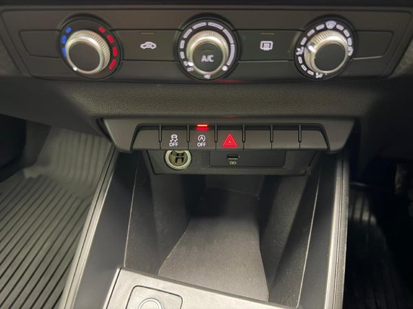 2020-Audi-A1-Sportback-10-TFSI-Auto-30-TFSI image:21