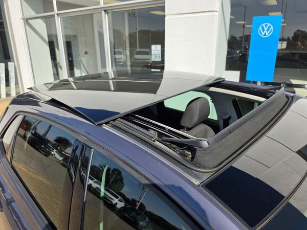 2022-Volkswagen-Polo-10-TSI-Life-Auto-DSG image:10
