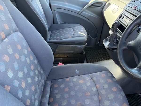 2010-Mercedes-Benz-Vito-DIESEL-115-CDi-CREW-BUS-6-SEATER image:7