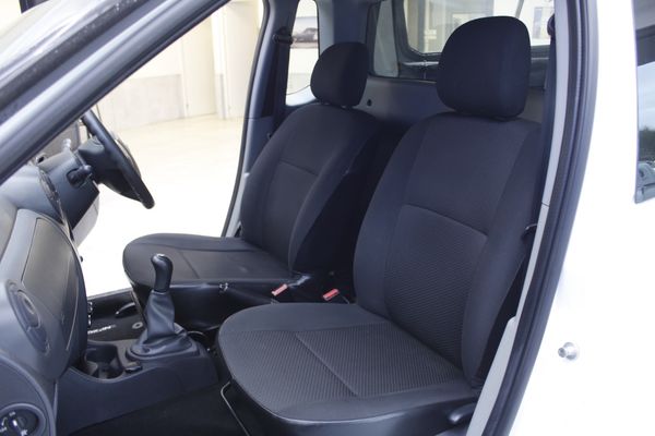 2024-Nissan-NP200-16 image:14