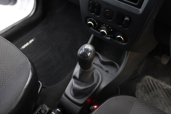 2024-Nissan-NP200-16 image:18