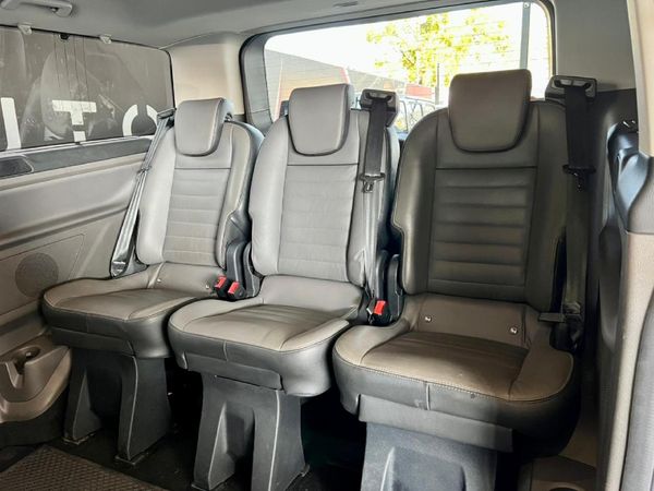 2024-Ford-Tourneo-Custom-LTD-20-TDCi-Auto-136KW image:17