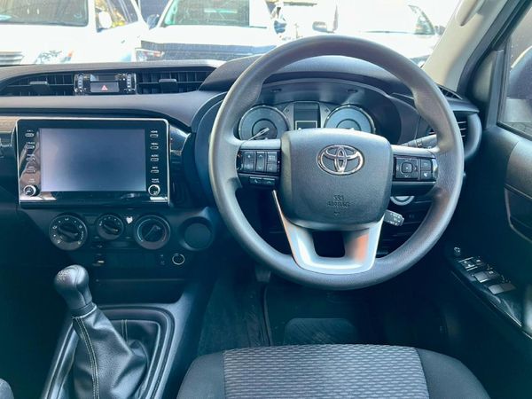 2021-Toyota-Hilux-24-GD-6-Raised-Body-Raider-Double-Cab image:10