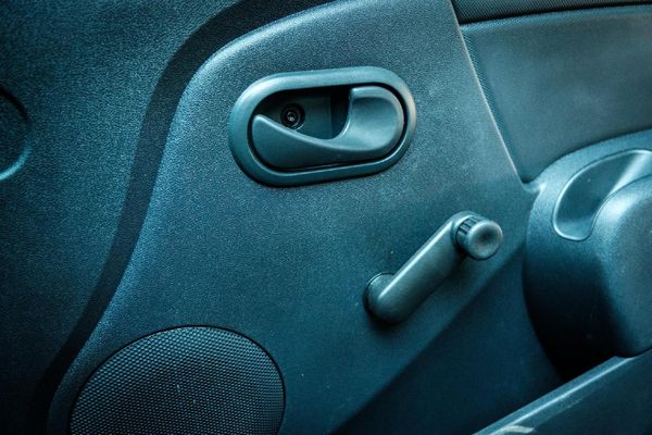 2022-Nissan-NP200-16-AC-Safety-Pack image:17