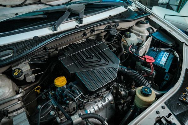 2020-Nissan-NP200-16-AC-Safety-Pack image:8