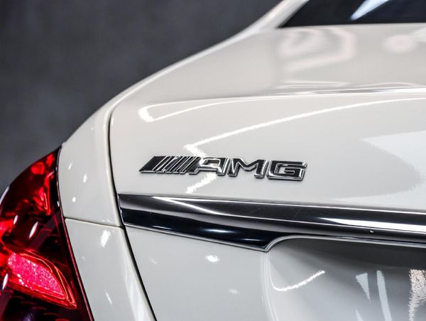 2019-Mercedes-AMG-S-Class-S63-AMG image:7