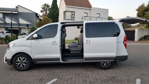 2020-Hyundai-H-1-Hyundai-H1-9-Seater-Auto-25-CRDi image:9