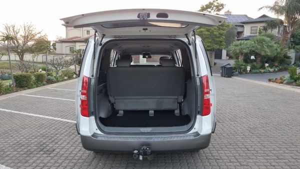 2020-Hyundai-H-1-Hyundai-H1-9-Seater-Auto-25-CRDi image:11
