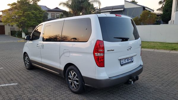 2020-Hyundai-H-1-Hyundai-H1-9-Seater-Auto-25-CRDi image:4