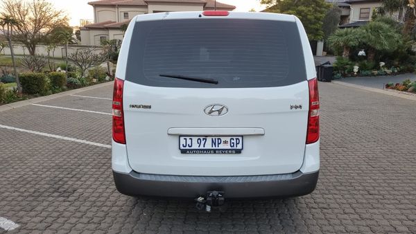 2020-Hyundai-H-1-Hyundai-H1-9-Seater-Auto-25-CRDi image:5