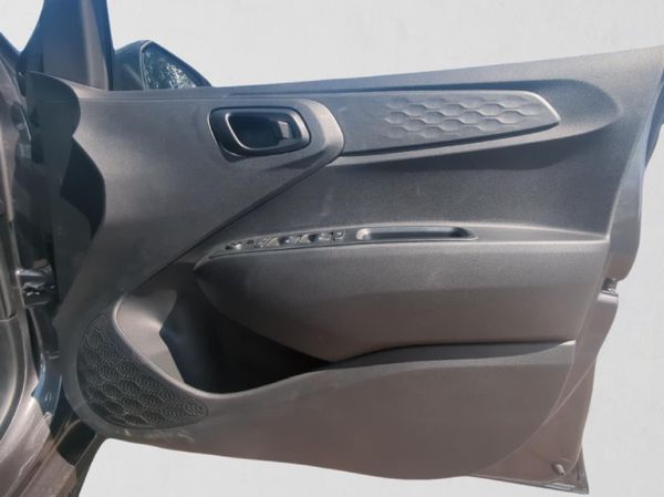 2026-Hyundai-Grand-i10-10-Motion image:15